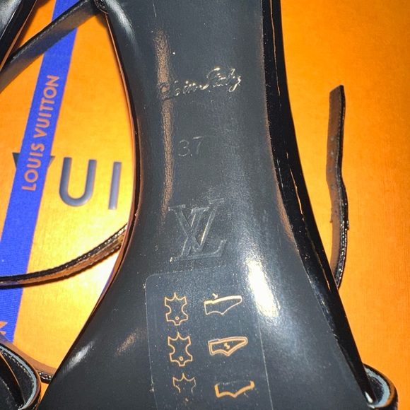 Louis Vuitton Pattern Print LV Monogram Patent Leather Sandals, never worn. - Picture 13 of 16